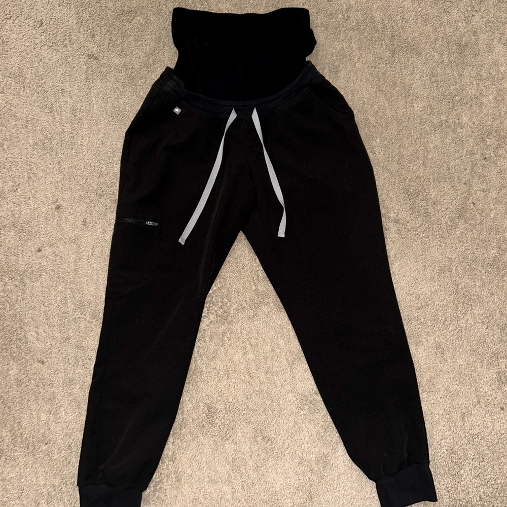 Figs Black Zamora Maternity Jogger